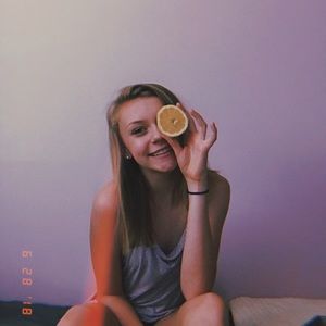 Meet your Posher, Olivia